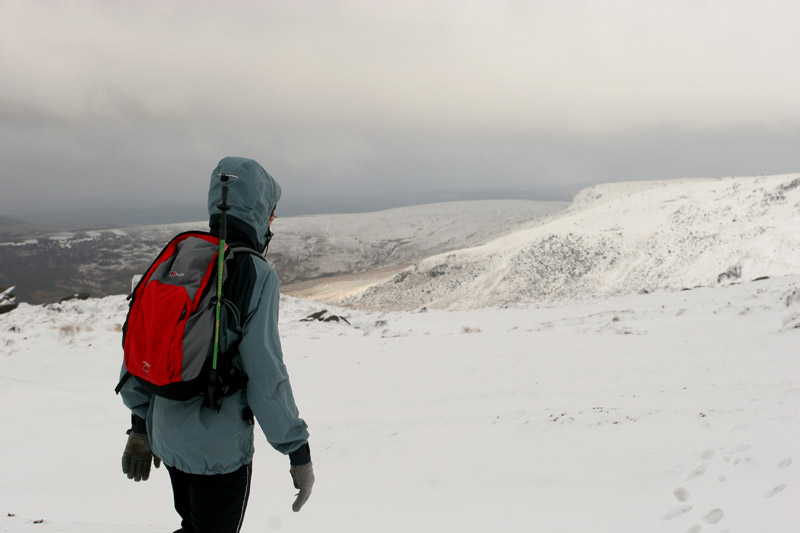 Snowy walk on Kinder Scout