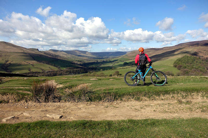 View of the Edale valley from Hope Cross