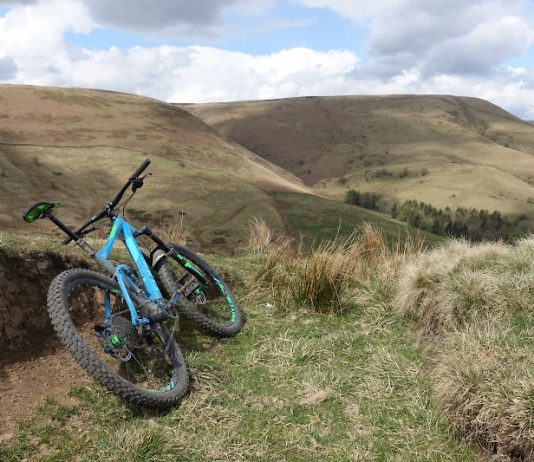 Mountain view from the Chapel Gate bridleway