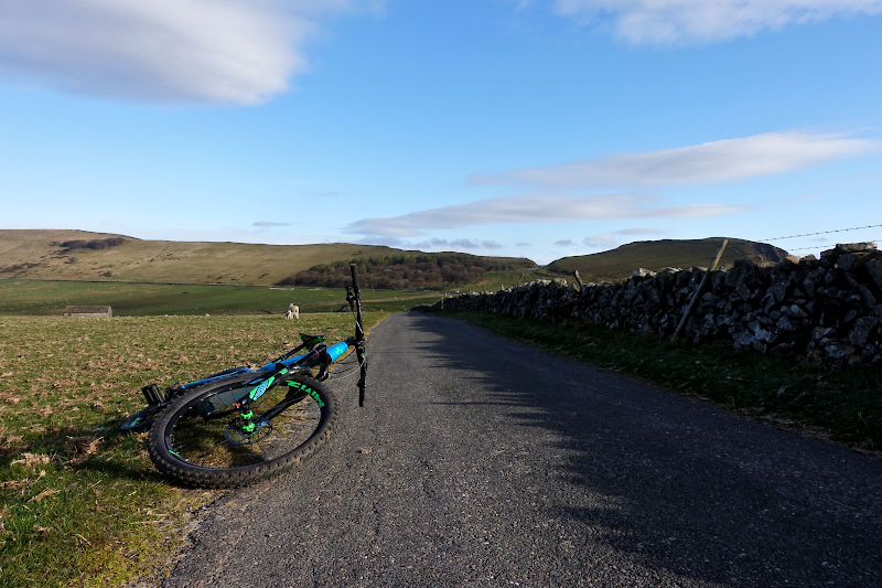 Back towards Mam Tor from Rowter Farm track